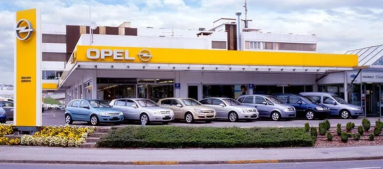 Garage Grimm Centre au Petit-Lancy en 2012