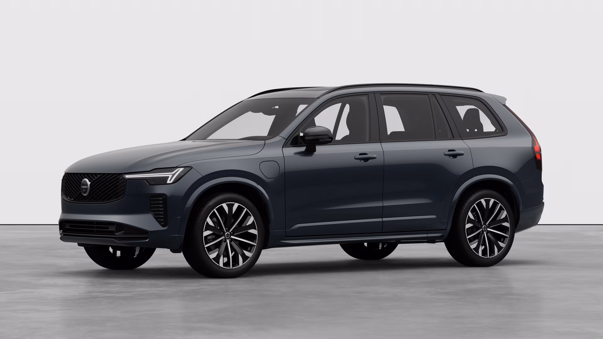 Photo Volvo XC90 Black Edition T8 AWD Hybride rechargeable Électrique/essence Ultra Dark 7 Sièges MY26