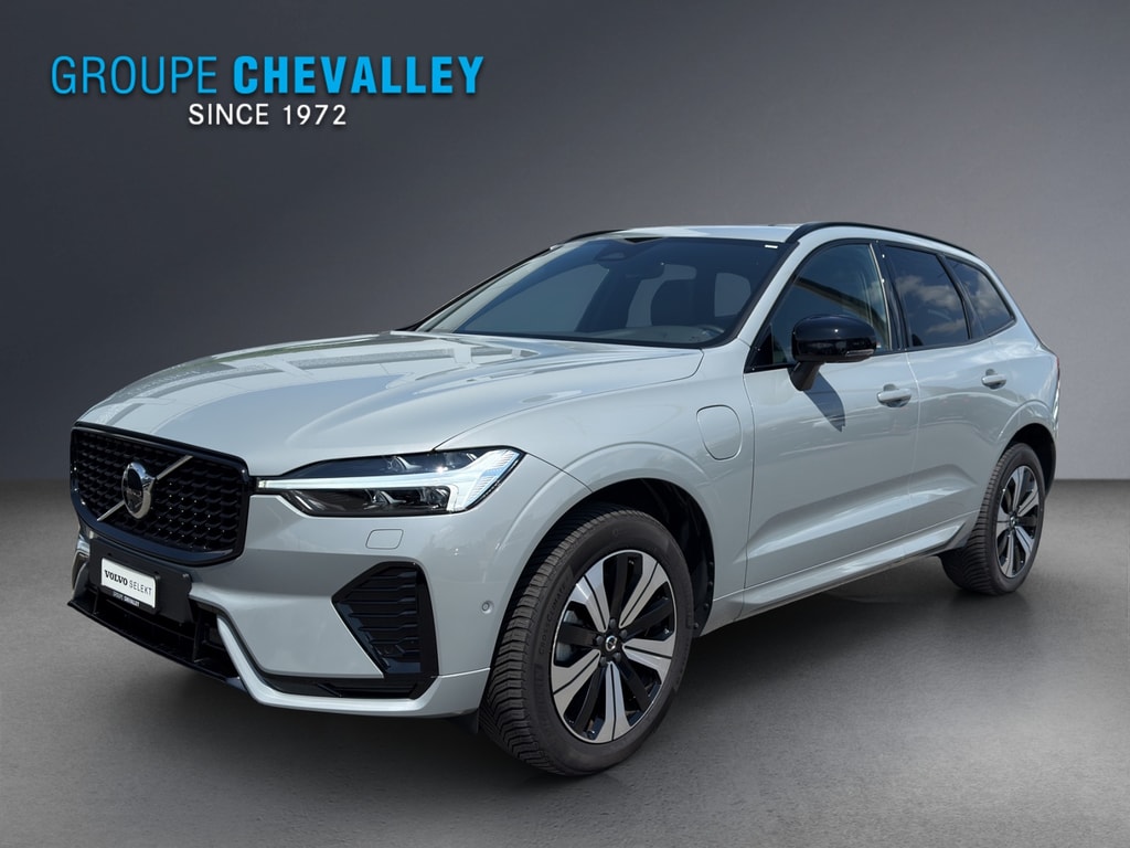 Photo VOLVO XC60 XC60 T6 eAWD PluginHybrid Plus Dark Geartronic