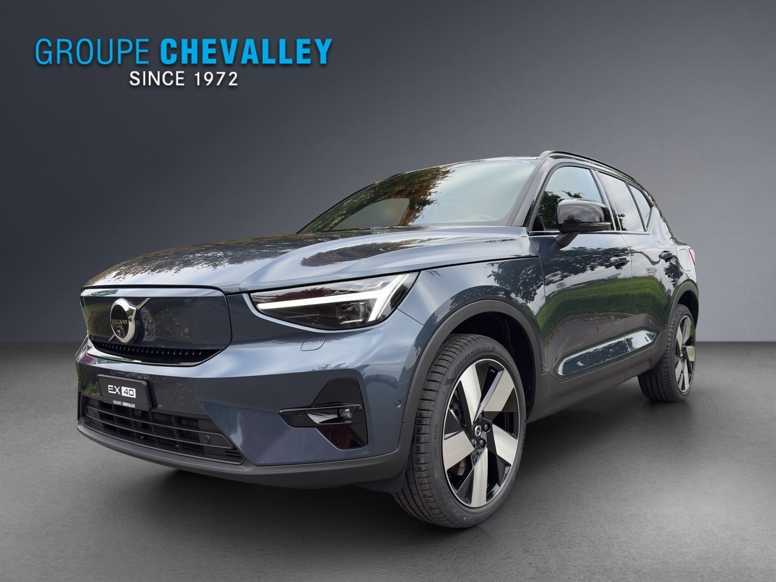 Photo VOLVO EX40 EX40 82kWh Twin Motor AWD Ultra Xcentric Edition